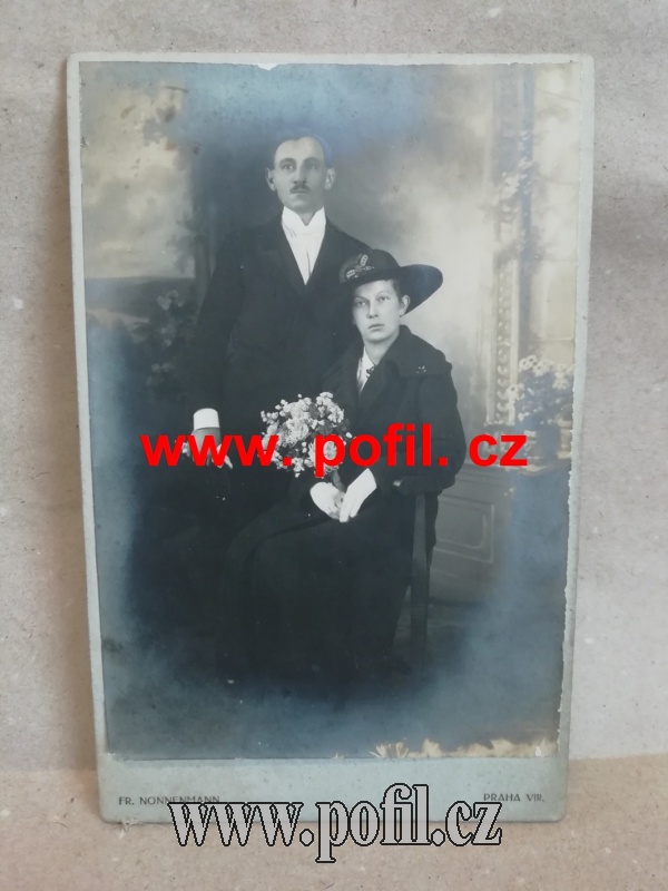 Zavt okno