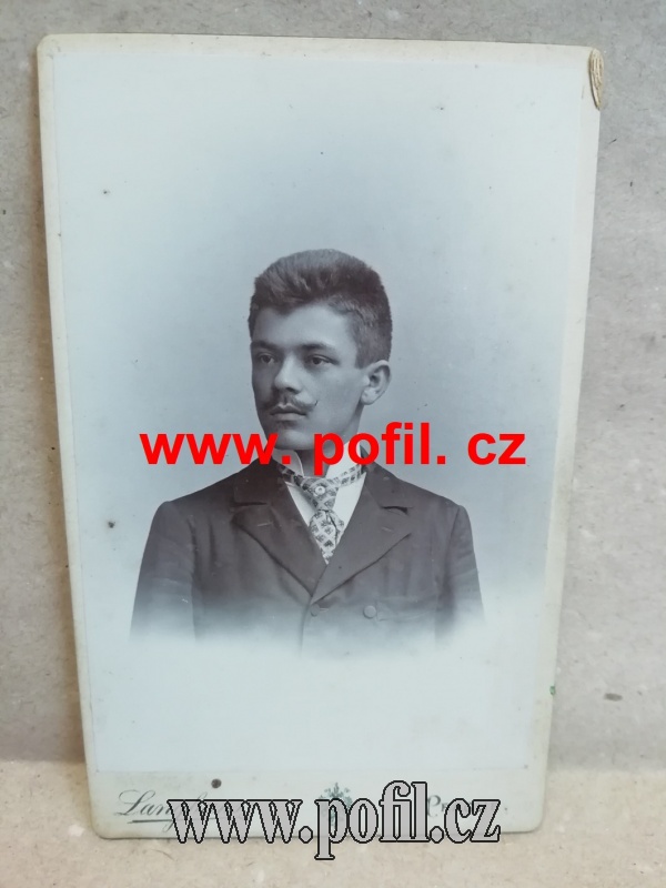Zavt okno