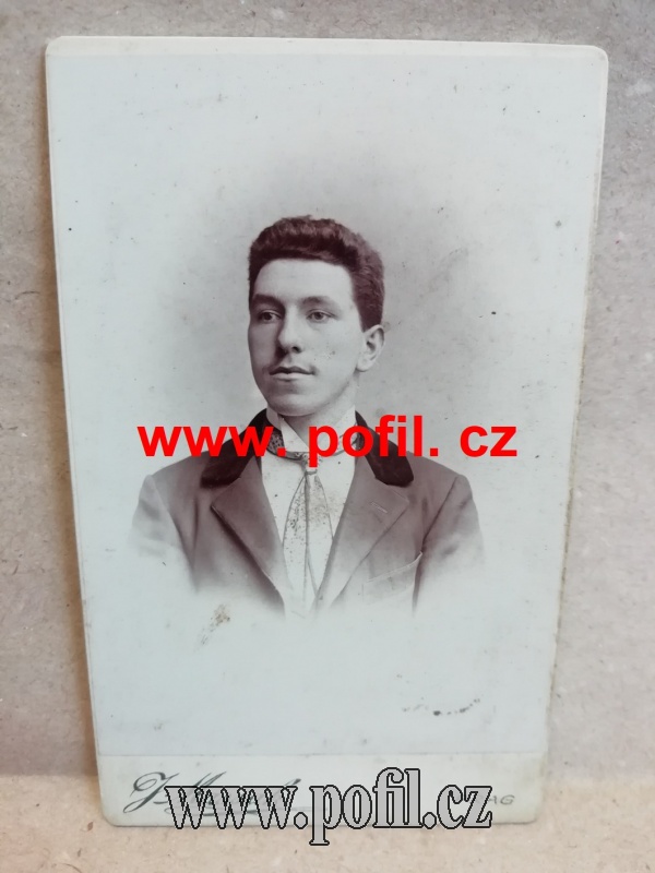 Zavt okno